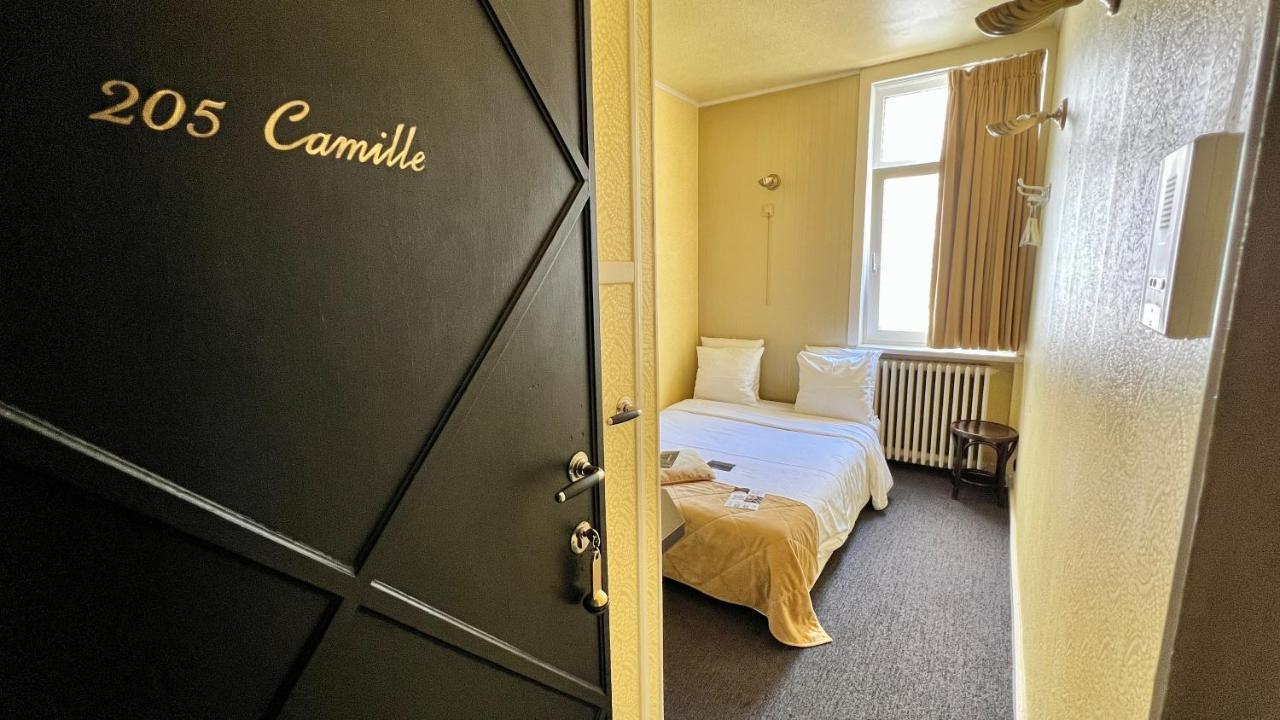 Latroupe Le Berger Hotell Saint-Gilles Exteriör bild
