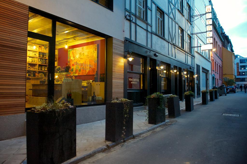 Latroupe Le Berger Hotell Saint-Gilles Exteriör bild
